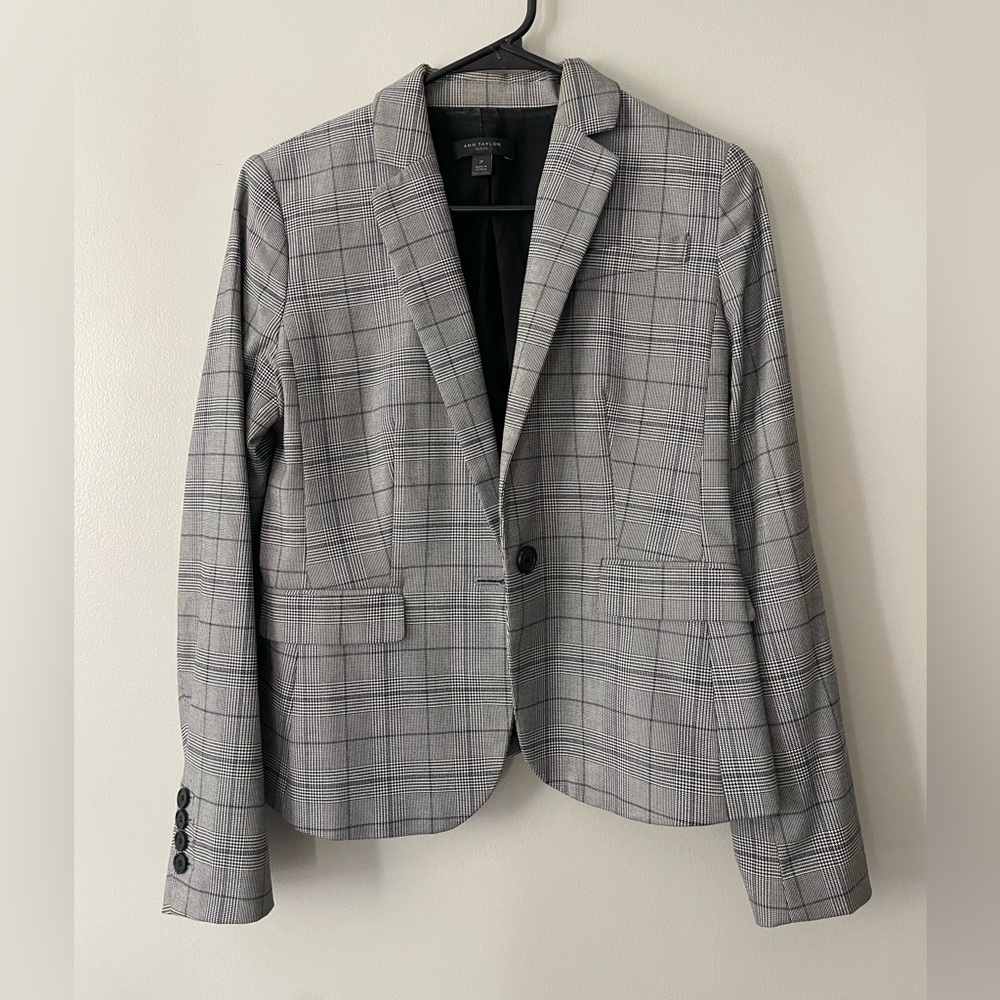 Women’s blazer